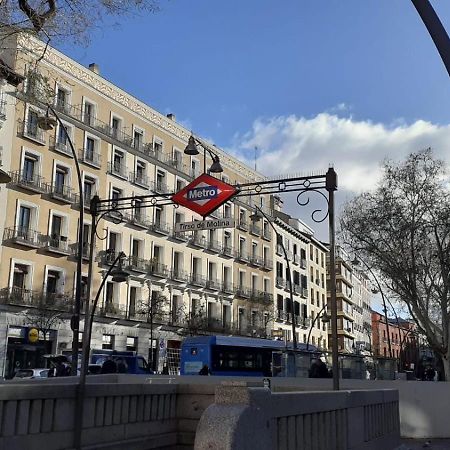 Hostal Daniel Μαδρίτη Εξωτερικό φωτογραφία