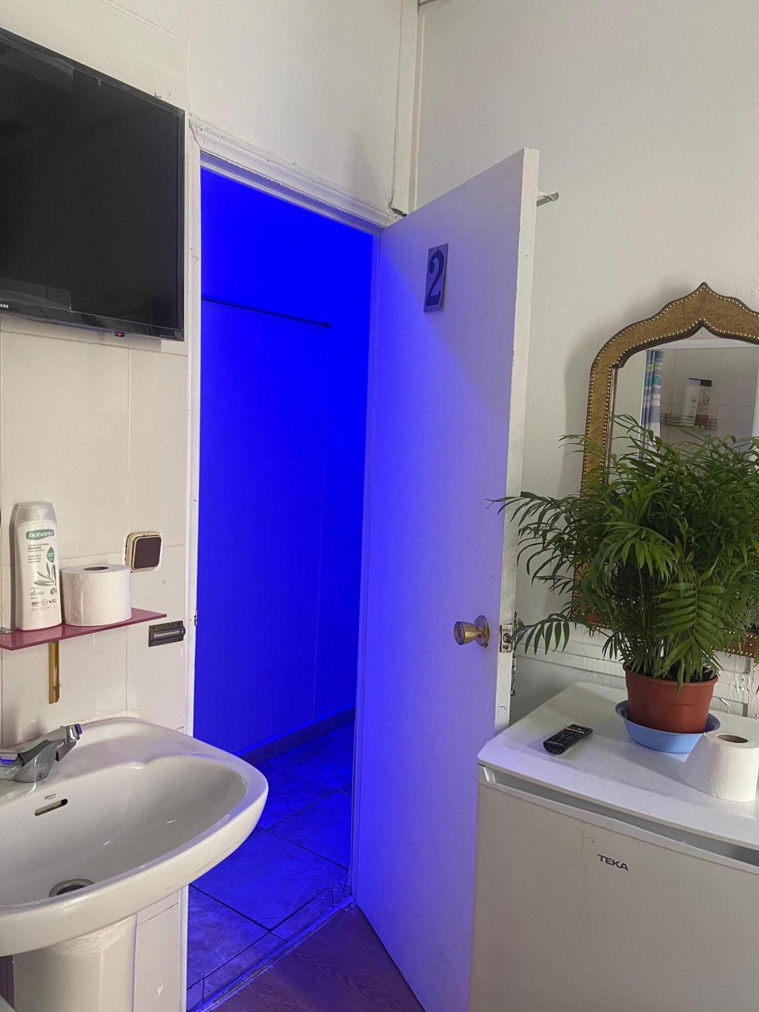 Hostal Daniel Μαδρίτη Εξωτερικό φωτογραφία